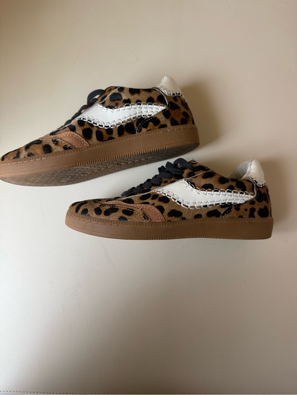 BRAND NEW! Dolce Vita Leopard Print Tan & Black Sneakers with Cream Accent - Picture 7 of 10